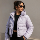 Campera Moderna con Capucha e Interior con Piel
