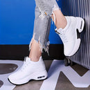 Zapatillas de Plataforma Californianos con Pantalón Ortopédico